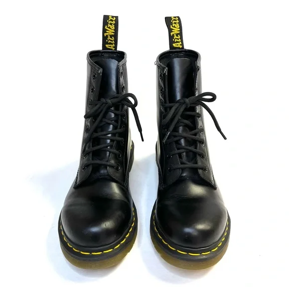 Dr. Martens The Original Black Smooth Leather Lace Up Boots - Size 8 - Picture 5 of 10